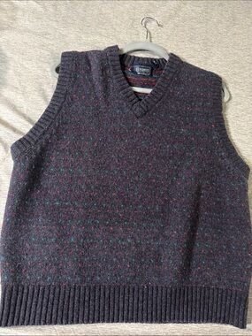 sundays Charcoal Speckled V-Neck Sweater Vest